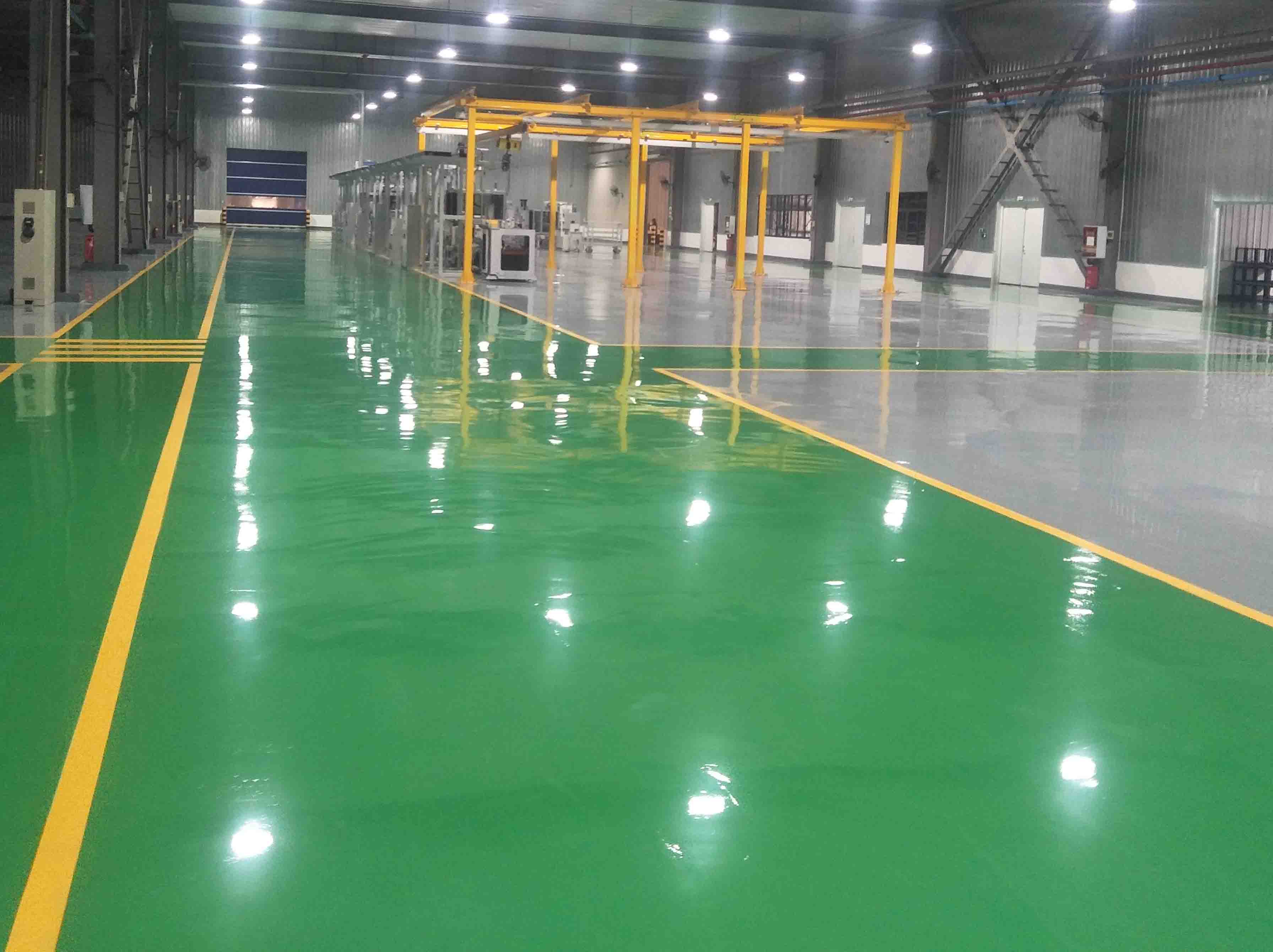 环氧树脂地坪漆怎么选？厂家、材料、施工全流程解析
